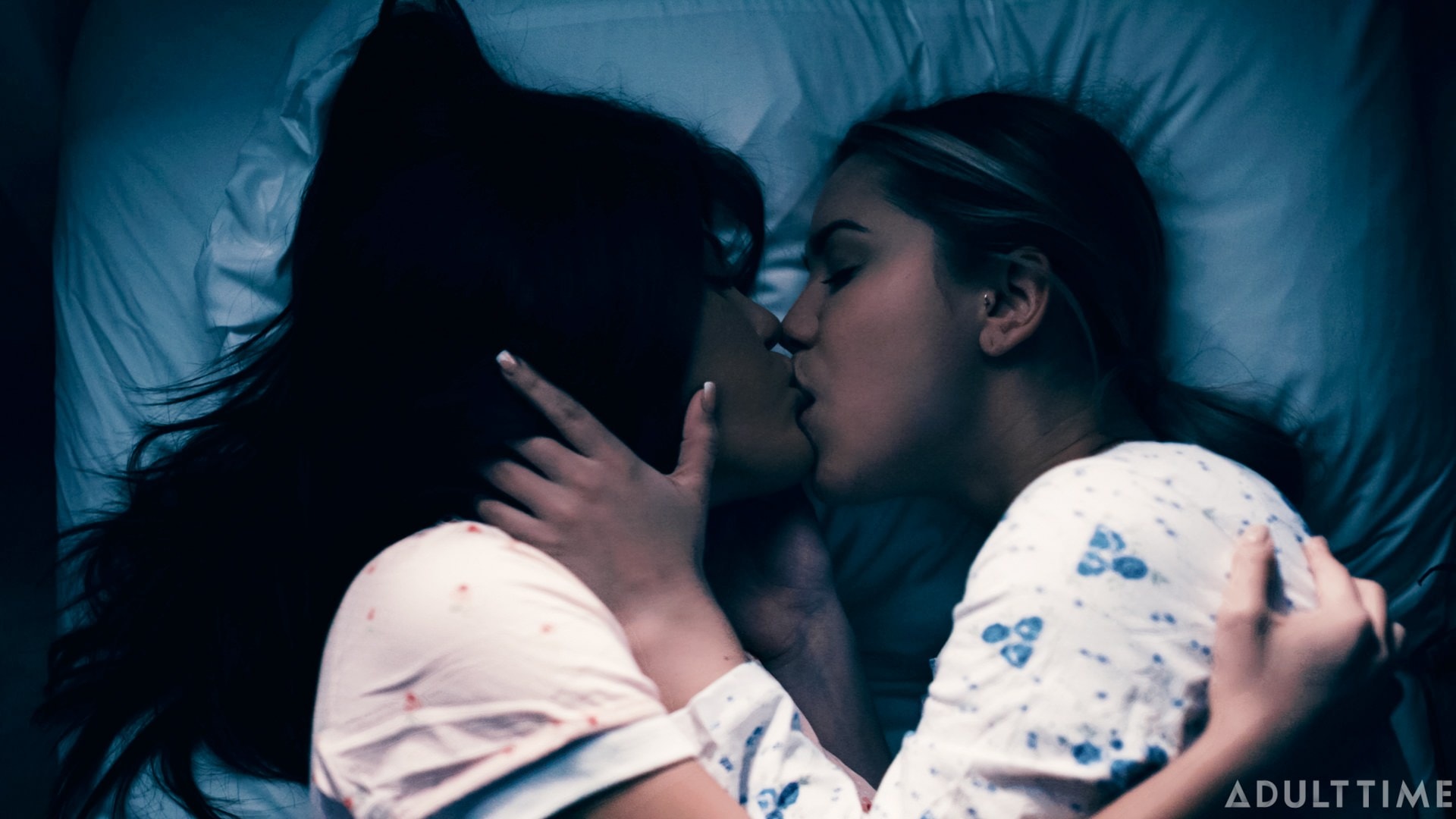 Girlsway 'True Lesbian - What Set Us Apart' starring Alina Lopez (Photo 6)